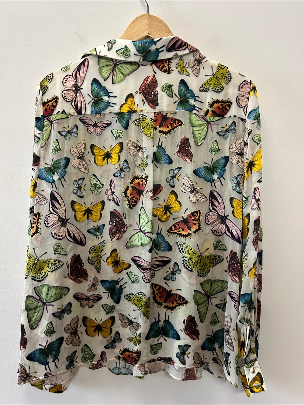 Alice + Olivia Sheer Butterfly-Print Button-Down Blouse - White Multicolor - Picture 5 of 7
